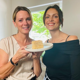 Susanne Nett zusammen mit Evelin Blum.