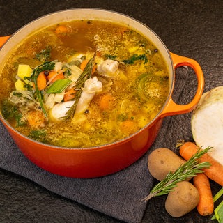Fastensuppe mit dem leckeren Rezept für Suppe mit Gemüse zum Fasten.