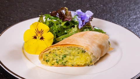 Kartoffelstrudel backen - das Rezept