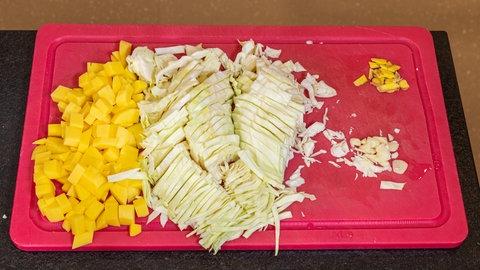 Rezept: Schritt für Schritt zur Kohl-Kartoffel-Pfanne