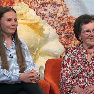 Christa Klein und ihre Enkelin Annika Maier