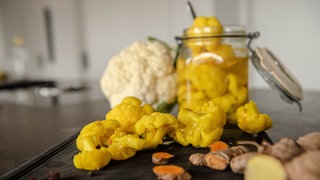Gelber Blumenkohl mit Kurkuma & Ingwer