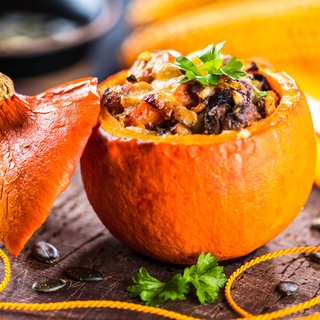 gefüllter Kürbis mit Eintopf