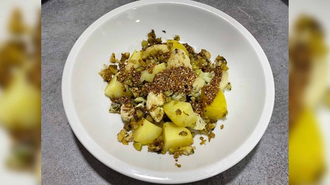 Blumenkohl mit Haselnussbutter und Salzkartoffeln