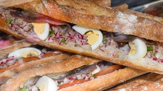 Pan Bagnat, eine traditionelle Spezialität aus der Region Nizza
