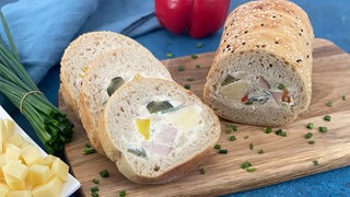 Mosaikbrot mit Schinken und Frischkäse