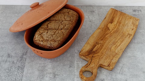 Brotkasten aus Steingut