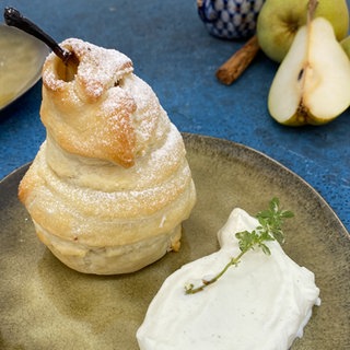 Birne im Blätterteig