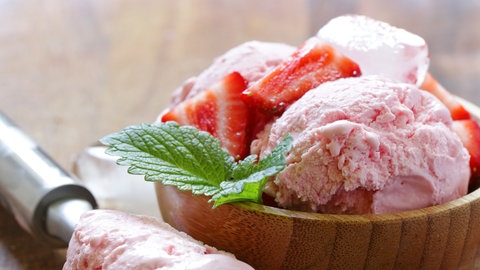 Erdbeereis