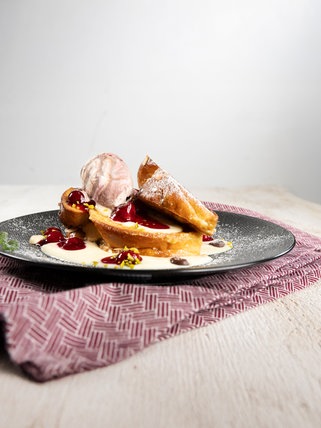 SWR1 Pfännle Streetfood Rezept Reiche Ritter miz Hefezopf statt Brot. Ein süßes Soulfood-Rezept.