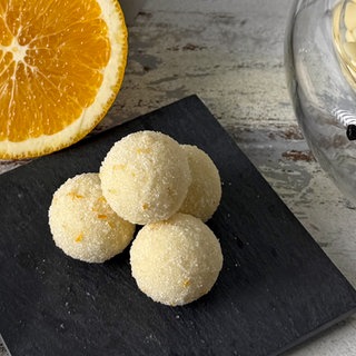 Tonkabohnen-Pralinen mit Orangenzucker