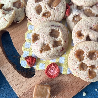Erdbeer-Karamell-Cookies