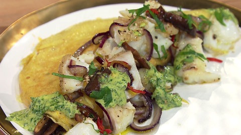 Ofenkabeljau mit Pilz-Zwiebel-Omelett