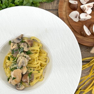 Hähnchengeschnetzeltes mit Lauch und Pilzen