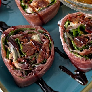 Italienische Schinkenröllchen