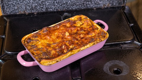 Mairübchen-Hackfleisch-Gratin: Nach 30 Minuten bei 180 Grad Ober- Unterhitze ist das Gratin fertig.