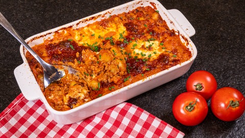 Das beste Rezept für Gnocchi Auflauf mit Bolognese frisch aus dem Ofen.