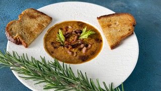 Maronen-Eintopf mit Kartoffeln und Speck