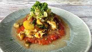 Kartoffel-Ei-Pfanne mit Blitz-Tomatensoße