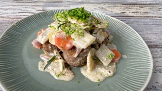 Chinakohl mit Kartoffeln, Karotten und Hackbällchen