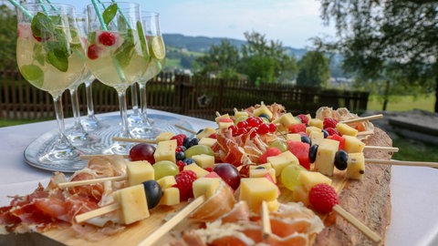 Schwarzwälder Schinken mit Käsewürfeln