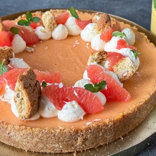 Grapefruit-Tarte mit Cantuccini-Boden