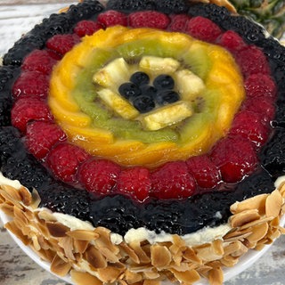 Obsttorte mit Mousselinecreme
