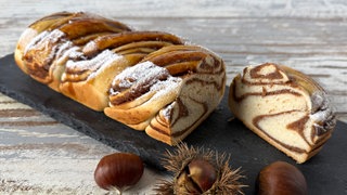 Hefezopf mit Maronenfüllung