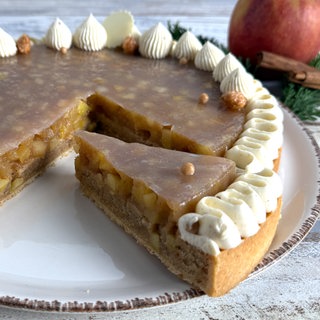 Bratapfel-Haselnuss-Tarte 