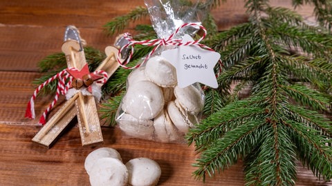 Das Rezept für vegane Vanilleplätzchen liefert knusprige Kekse.