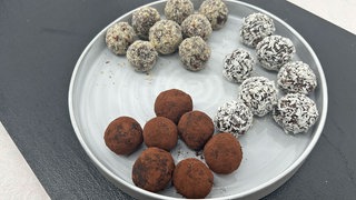 Dreierlei ayurvedische Energiebällchen