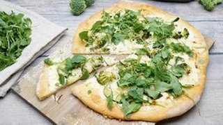 Grüne Gemüsepizza