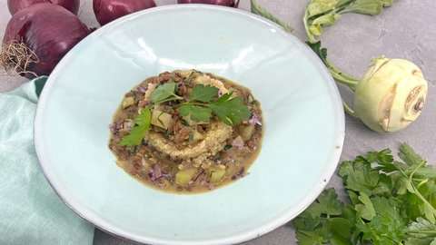Linsen-Kohlrabi-Curry mit Quinoa
