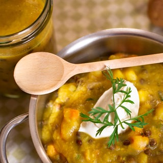 vegetarischer Kartoffel-Linseneintopf