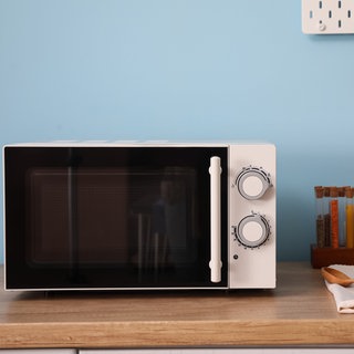 Mikrowelle in der Küche