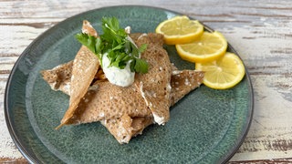 Galettes (bretonische Pfannkuchen) mit karamellisiertem Knollensellerie