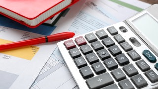 Taschenrechner mit verschiedenen Formularen