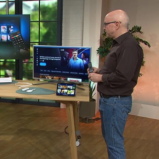 SWR Multimedia-Fachmann Andreas Reinahrdt im Studio