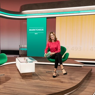 Hendrike Brenninkmeyer im Studio von Marktcheck.