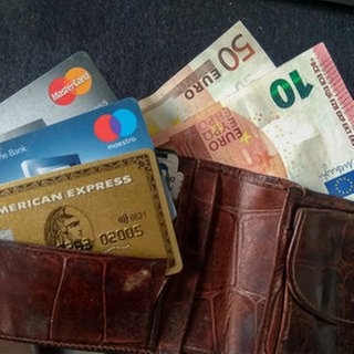 Bargeld vs. Kartenzahlung