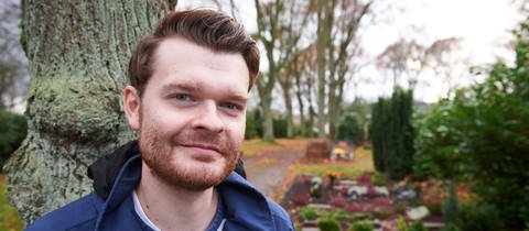 Soziologe Matthias Meitzler | Ein digitales Leben nach dem Tod: Weiterleben als KI Avatar – wie geht das?