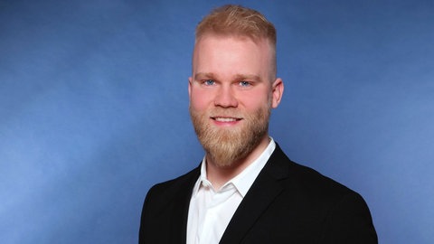 Christian Düvel ist Geschäftsführer des Unternehmens hinter Rheinbestattungen.de.