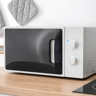 Mikrowelle in der Küche