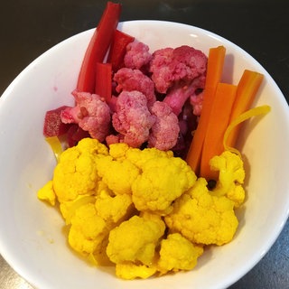 Passend als Beilage zum Raclette: Blumenkohl-Möhren-Pickles