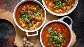 Proteinreicher mediterraner Bohneneintopf