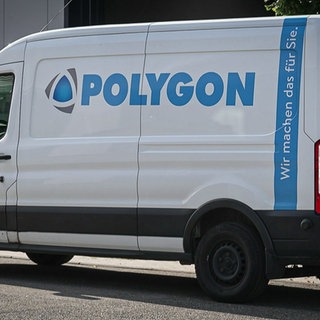 Beschwerden über die Sanierungsfirma Polygon häufen sich (hier ein Transporter des Unternehmens im Bild).