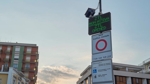 Schild "Zona Traffico Limitado"