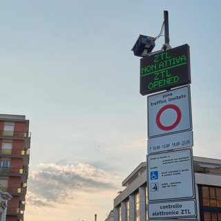 Schild "Zona Traffico Limitado"