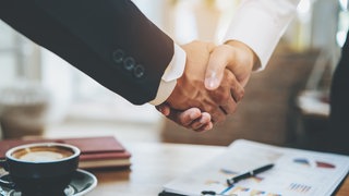 Hersteller und Händler halten sich nicht oft an Gewährleistungs- und Garantieansprüche: Welche Rechte haben Kunden?