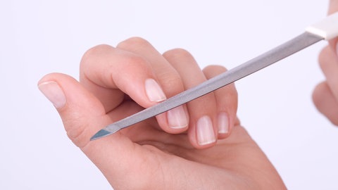 Handpflege: So feilen Sie Ihre Nägel